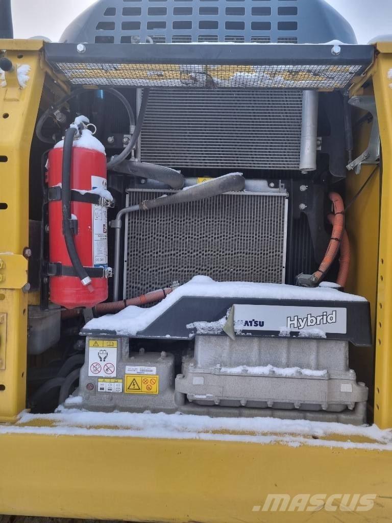 Komatsu HB 215 LC-2 Pásové rýpadlá