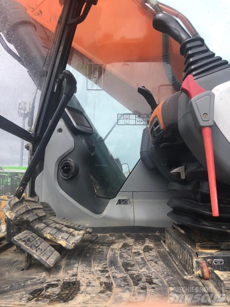 Doosan DX380LC-5 Pásové rýpadlá