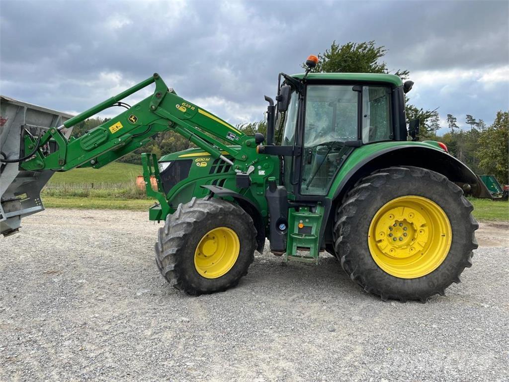 John Deere 6130M Traktory