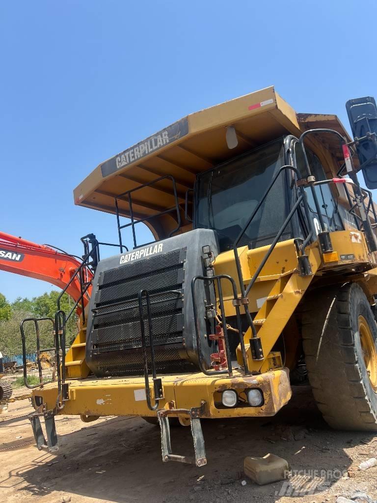 CAT 773E Kĺbové nákladné autá