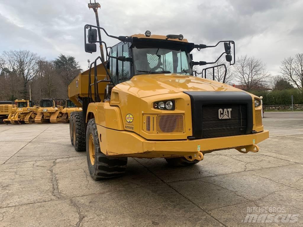 CAT 730 Kĺbové nákladné autá