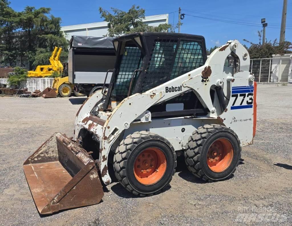 Bobcat 773 Mininakladače