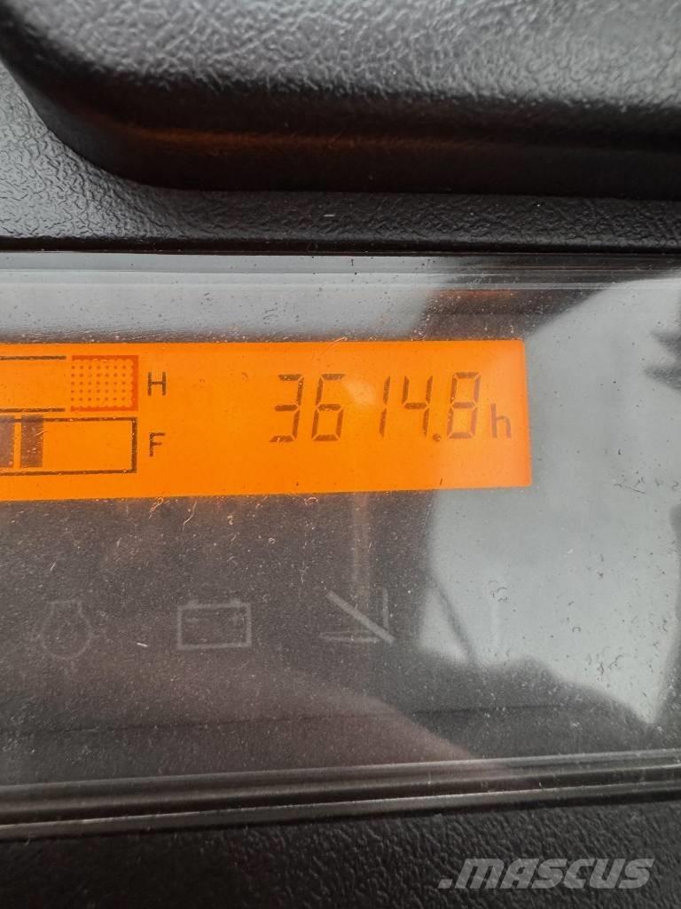 Toyota 02-8 FDF 30 Dieselové vozíky