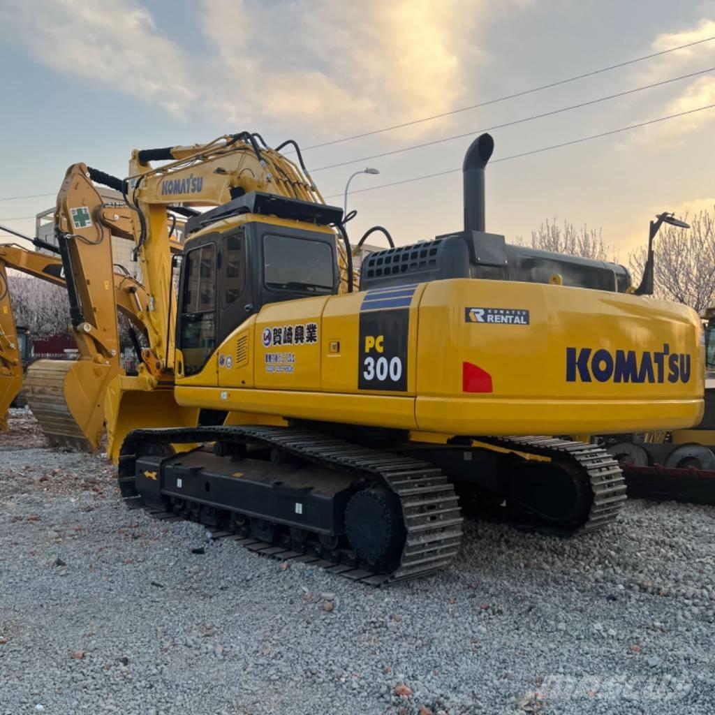 Komatsu PC 300 Pásové rýpadlá