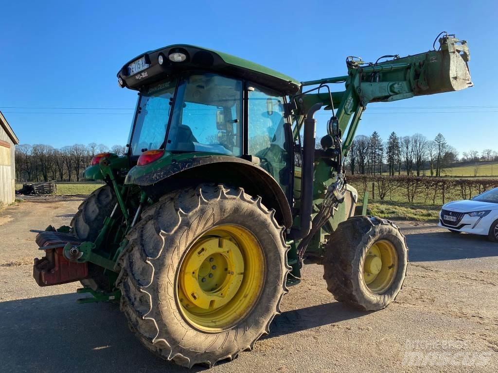 John Deere 5100R Traktory