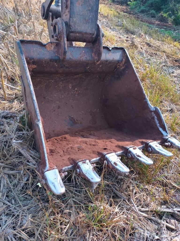 Volvo EC 200 D Pásové rýpadlá