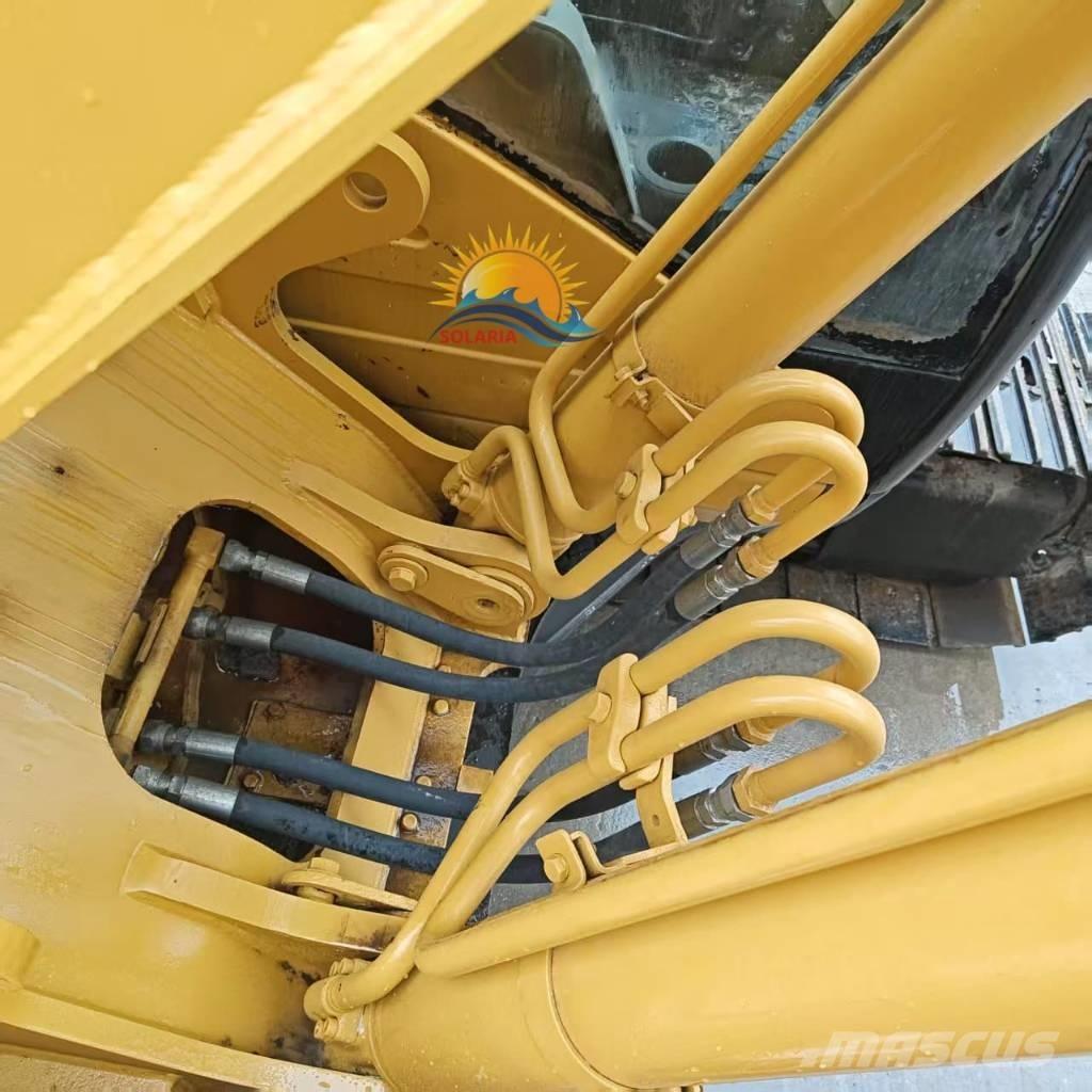 CAT 320 C L Pásové rýpadlá
