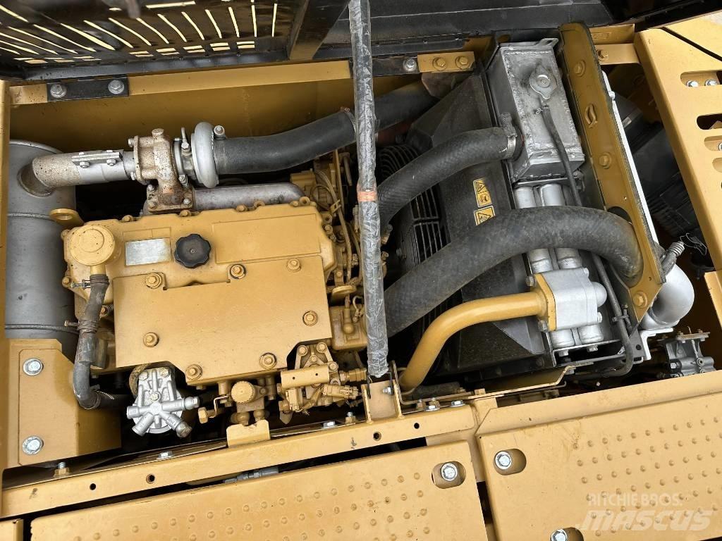 CAT 312D2GC Pásové rýpadlá
