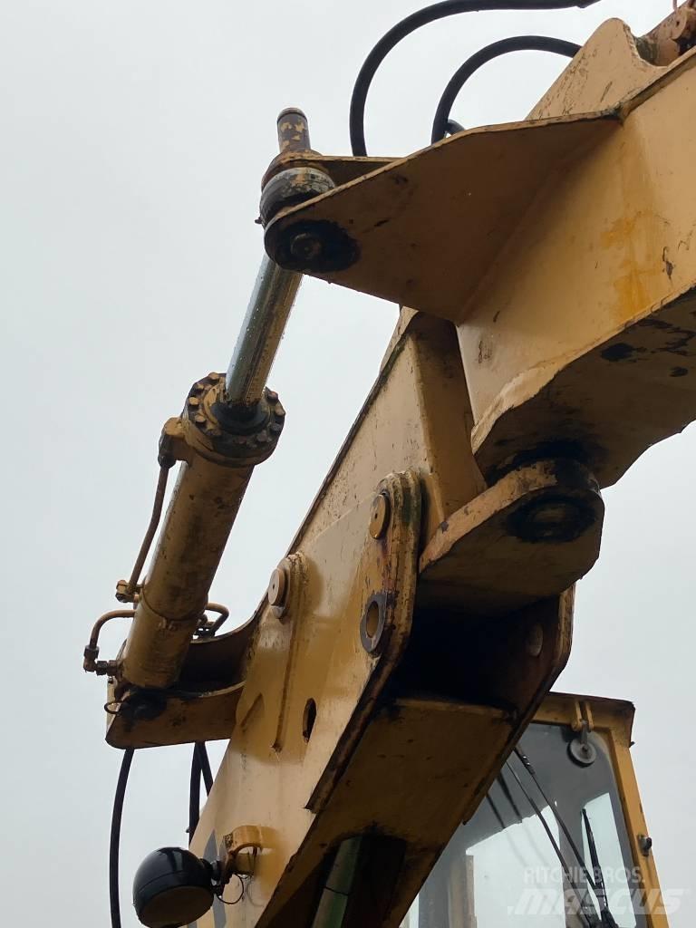 Liebherr A 901 C Kolesové rýpadlá