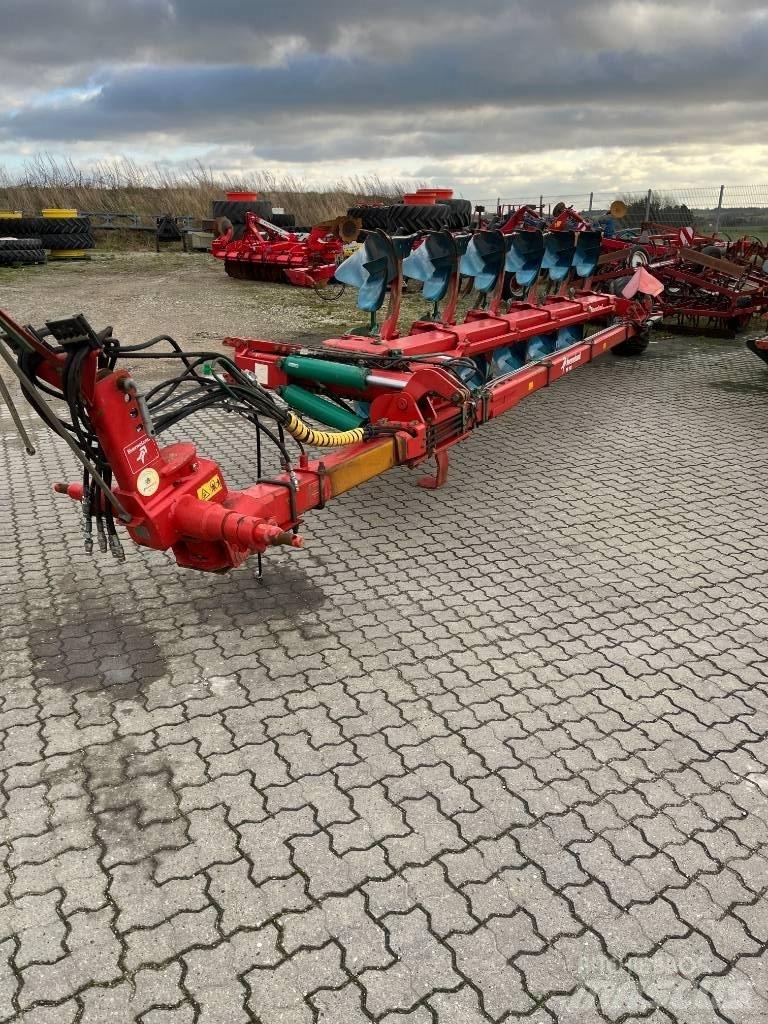 Kverneland PB100 Dvojstranné pluhy