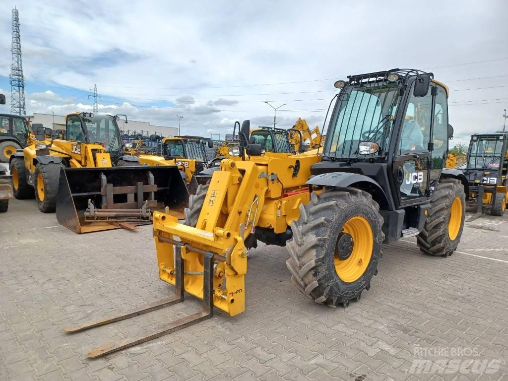 JCB 531-70 Teleskopické manipulátory