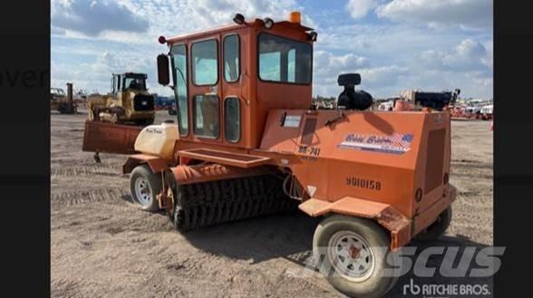 Broce KR 350 Zametacie stroje