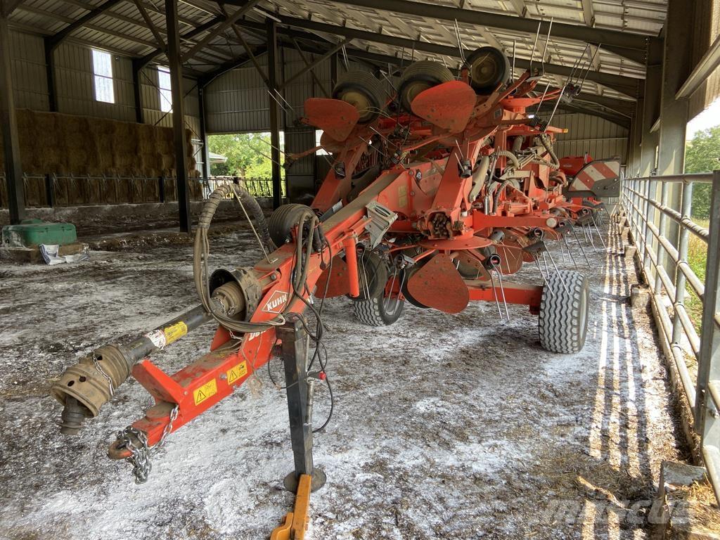 Kuhn GF 13012 T Obracače a zhrabovače sena