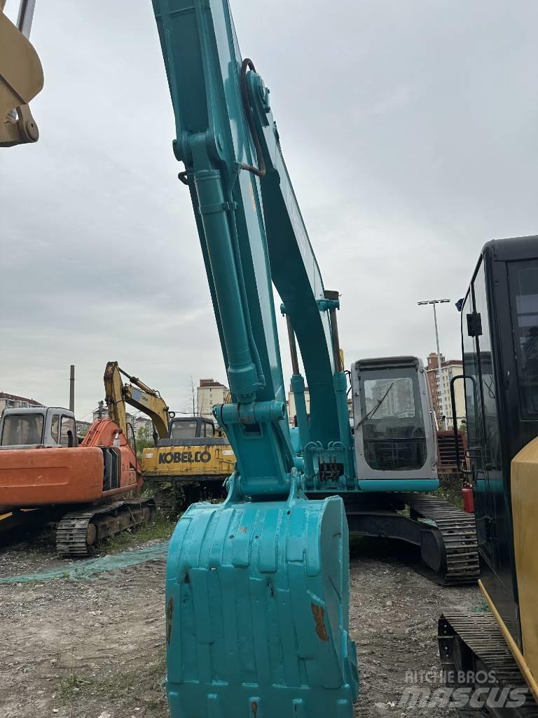Kobelco SK 200 Pásové rýpadlá