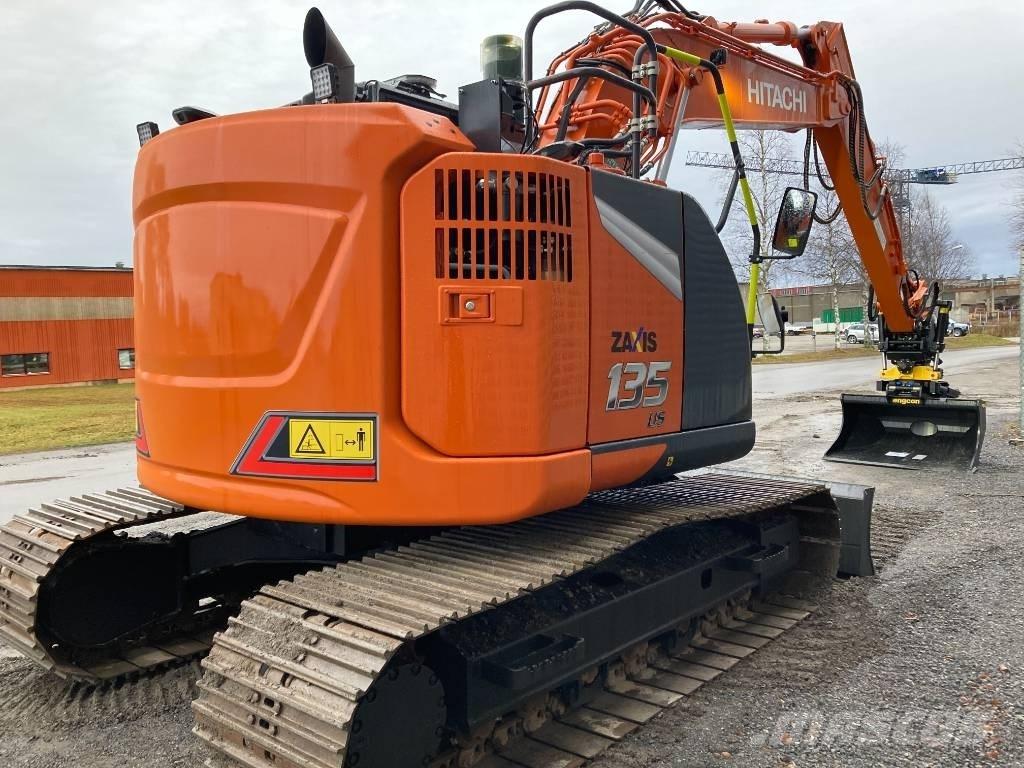 Hitachi ZX 135 US-7 Pásové rýpadlá