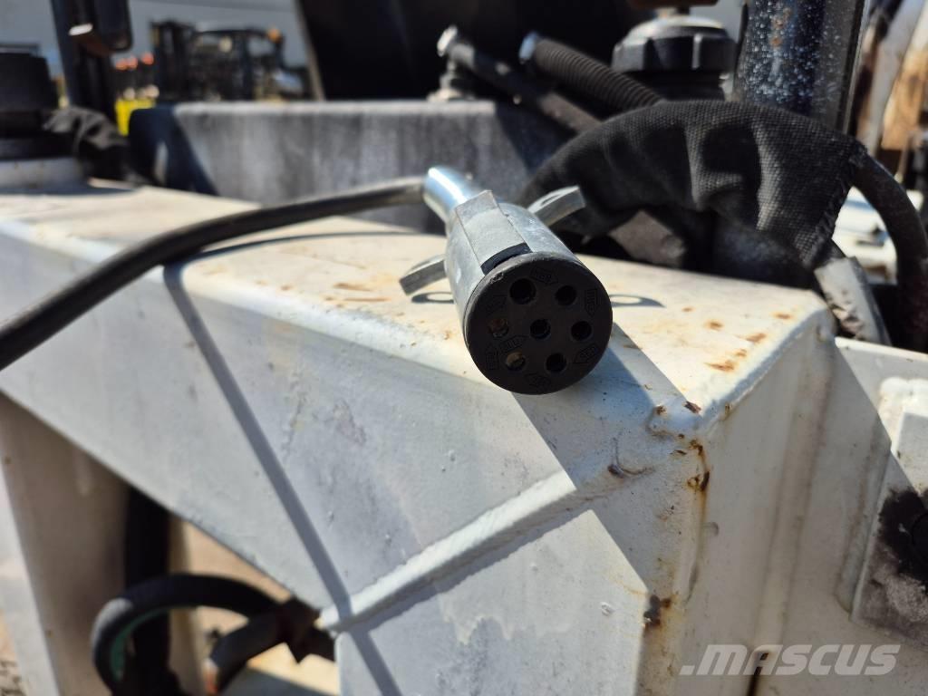  R.H.&M. GF6LM Rýpadlo-nakladače