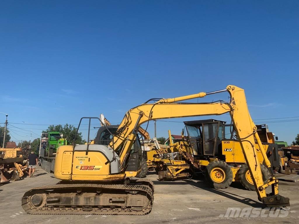 New Holland E 135 SR Pásové rýpadlá