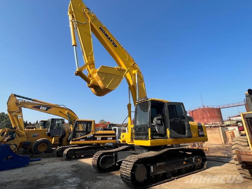 Komatsu PC 300-7 Pásové rýpadlá