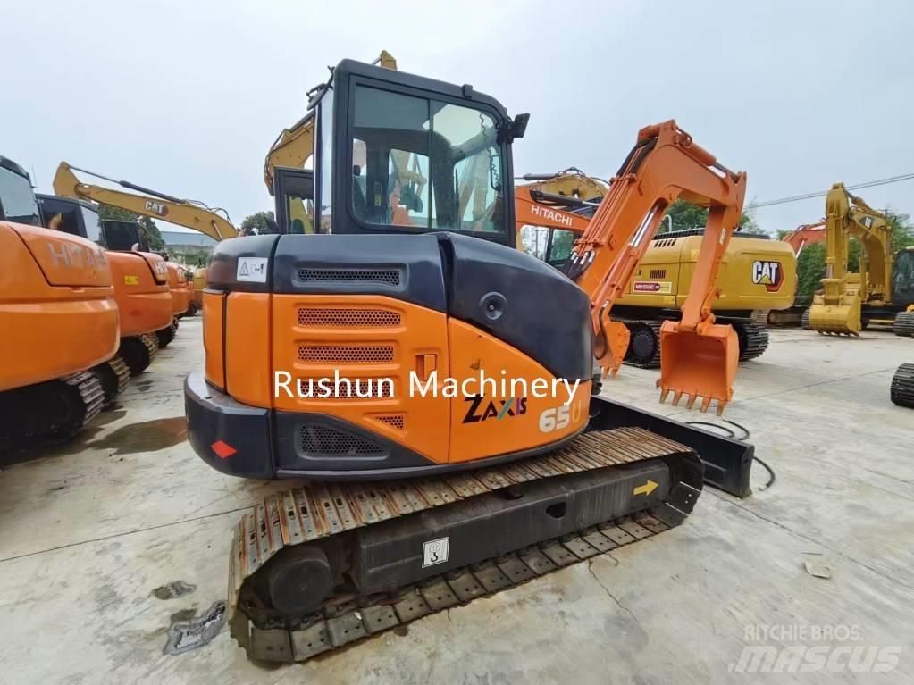 Hitachi ZX65 Pásové rýpadlá