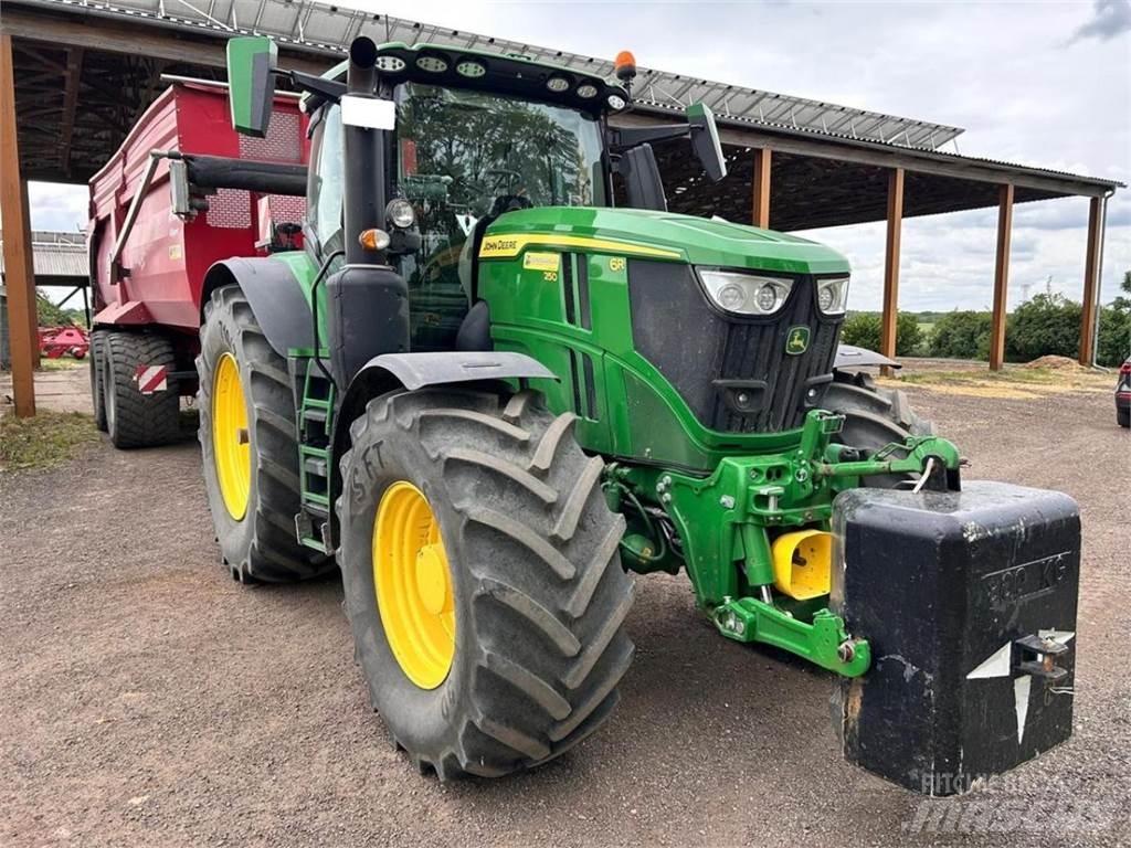 John Deere 6R 250 Traktory
