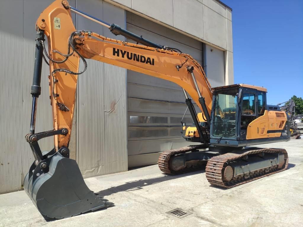 Hyundai HX 220 Pásové rýpadlá