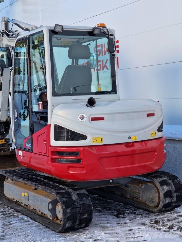 Takeuchi TB 250 Mini rýpadlá < 7t