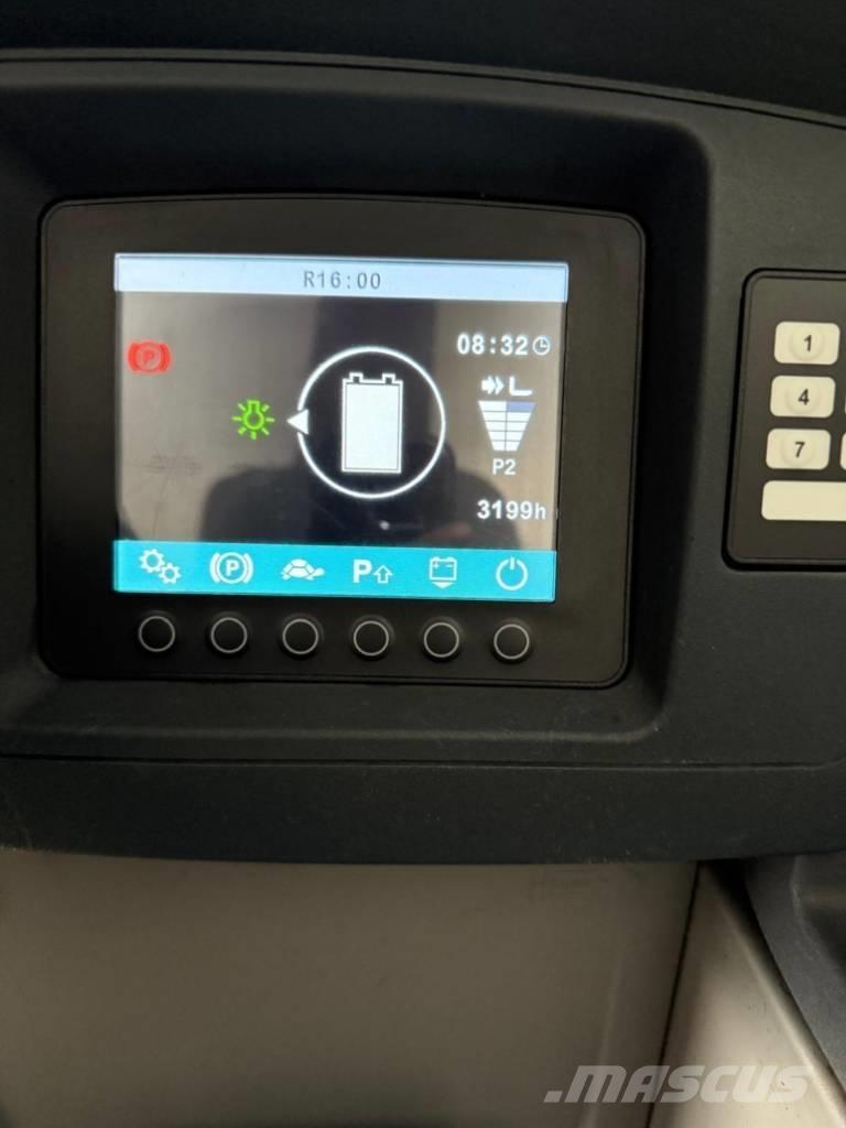  Reachtruck ETM214 Akumulátorové vozíky