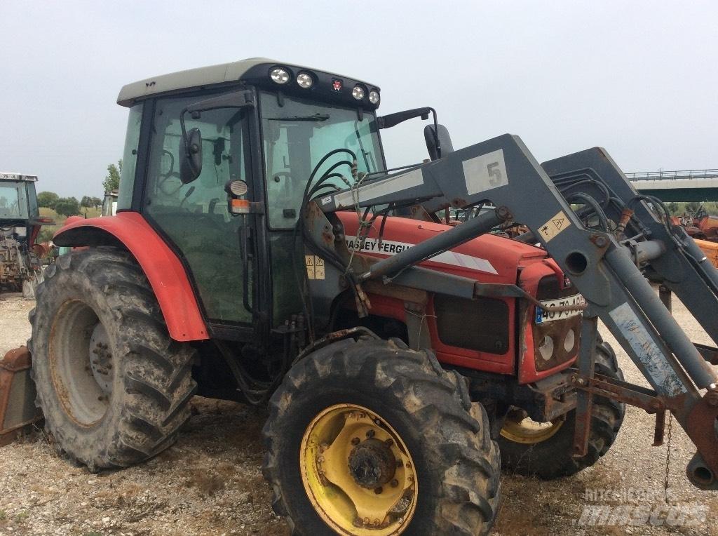 Massey Ferguson 5435 Traktory