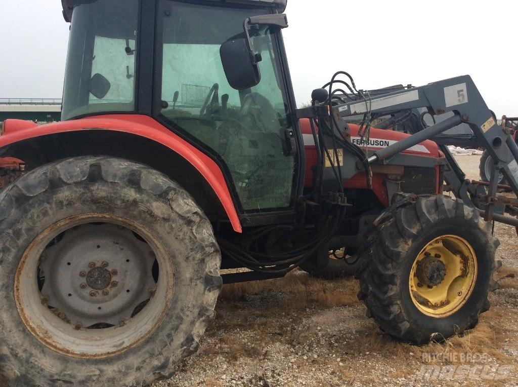 Massey Ferguson 5435 Traktory