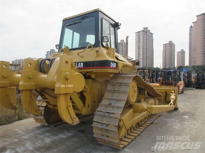 CAT D6R Pásové dozéry