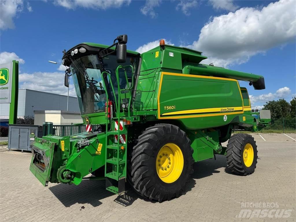 John Deere T560 HM Kombinované zberacie stroje
