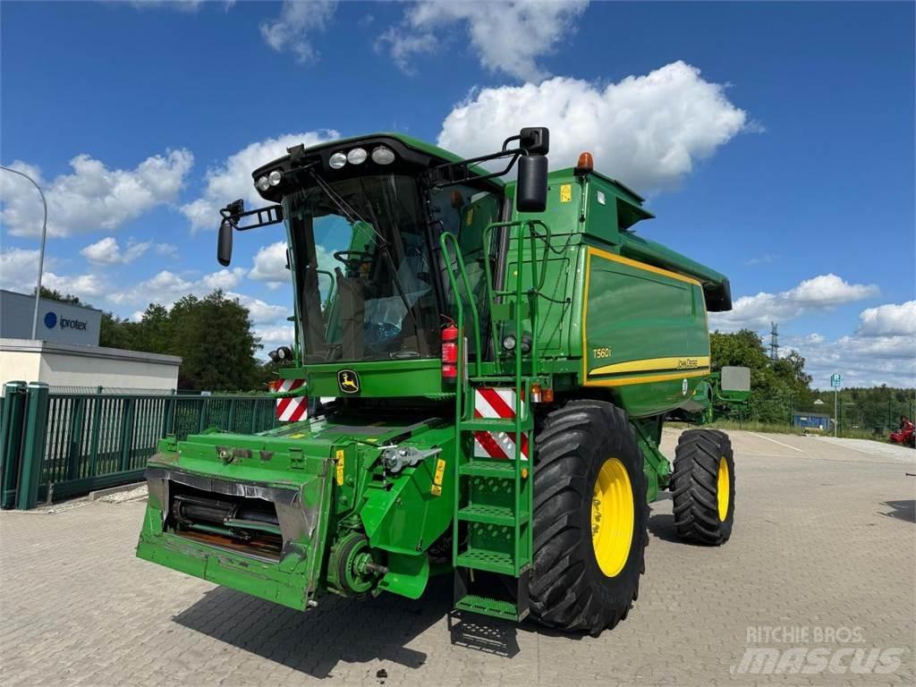 John Deere T560 HM Kombinované zberacie stroje