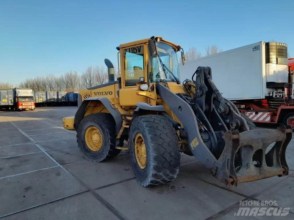 Volvo L70E Kolesové nakladače
