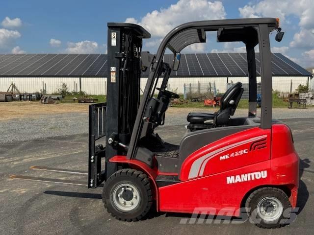 Manitou ME 425 Akumulátorové vozíky