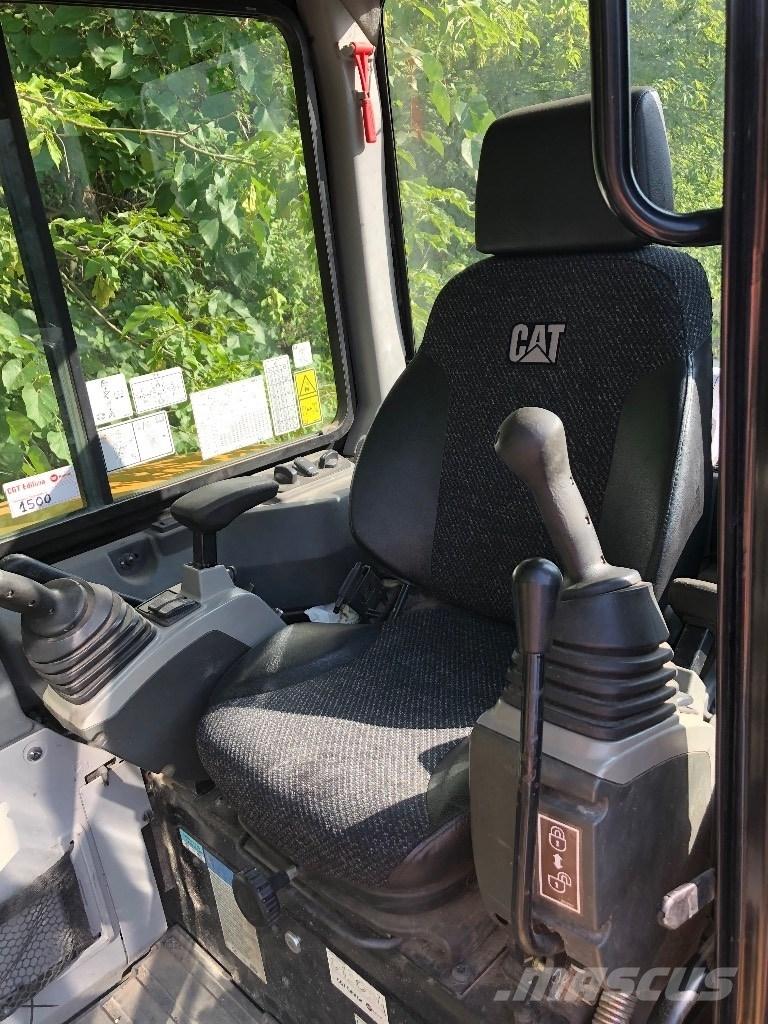 CAT 305 E2 CR Mini rýpadlá < 7t