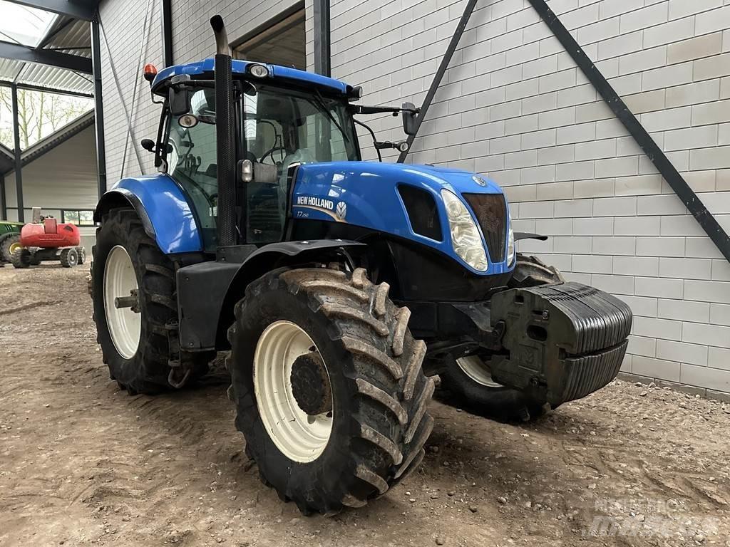 New Holland T7.250 Traktory