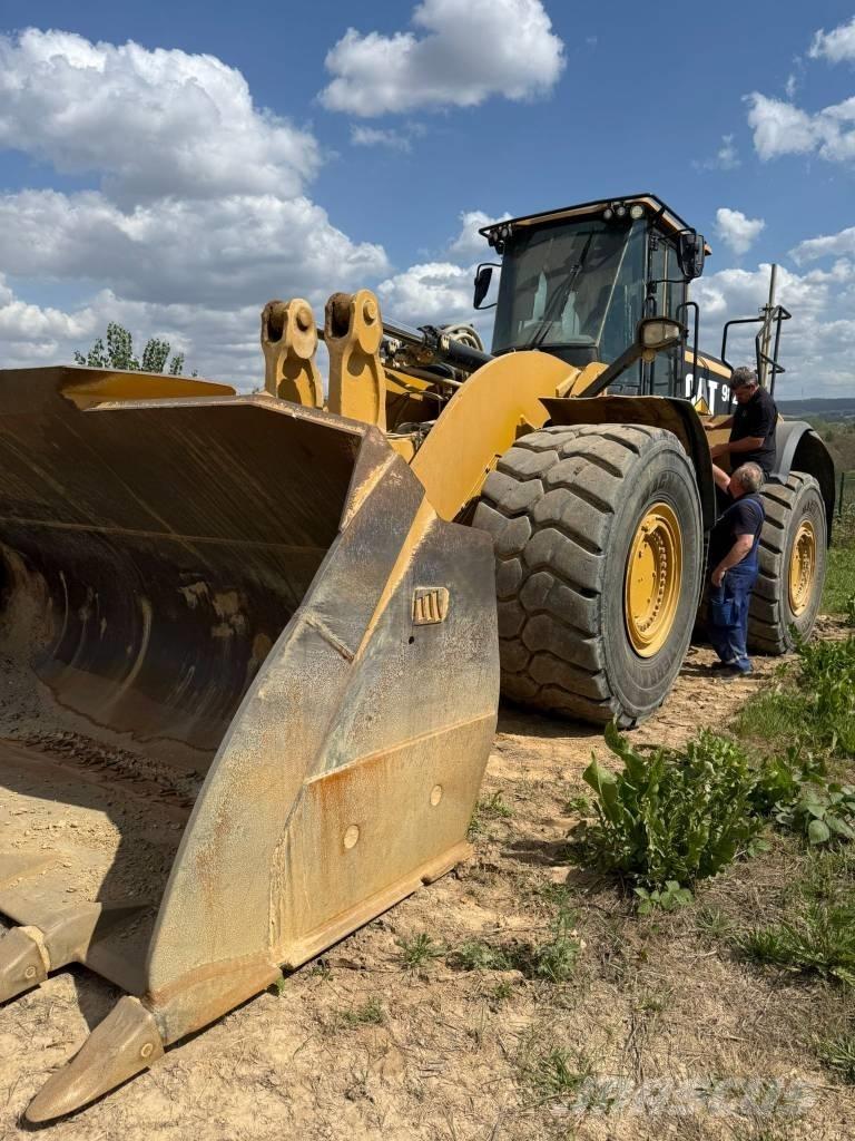 CAT 982 M Radlader Kolesové nakladače