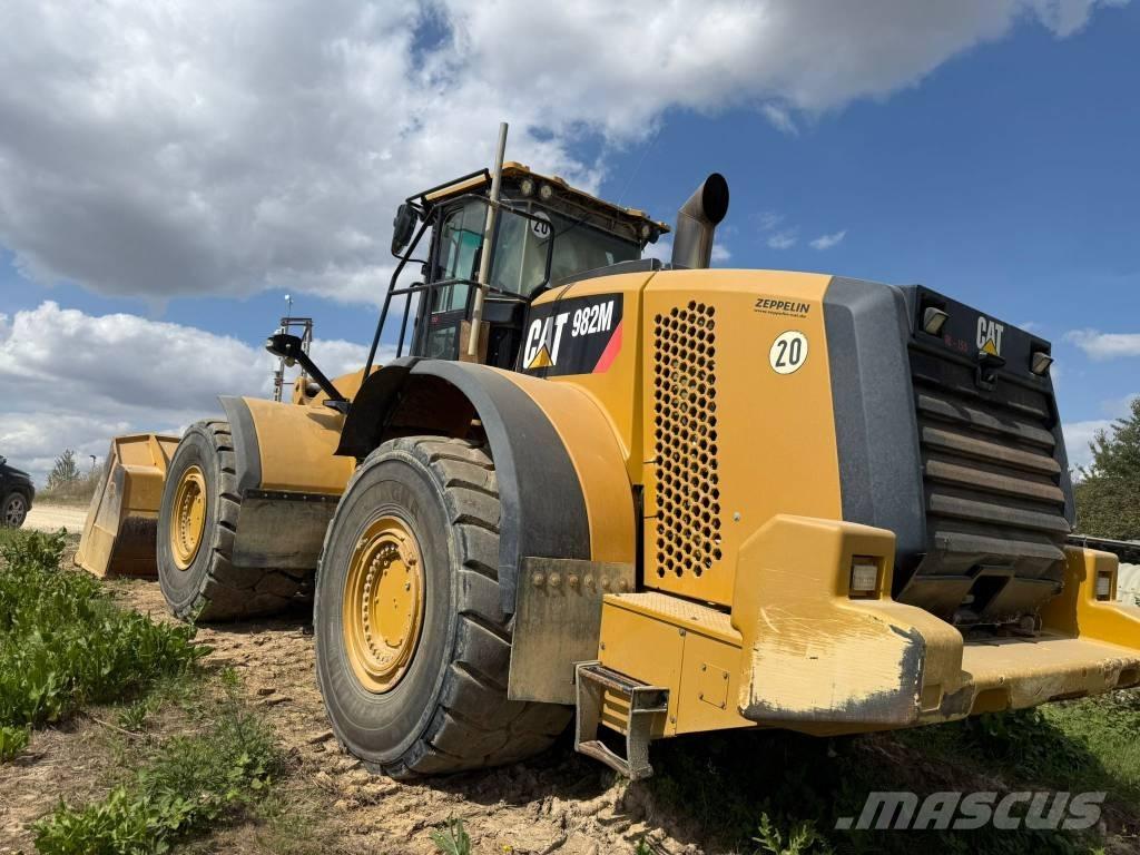 CAT 982 M Radlader Kolesové nakladače