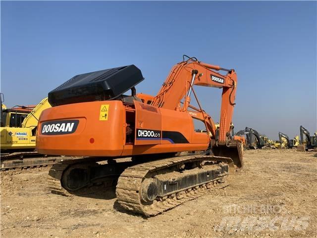 Doosan DH300 Pásové rýpadlá