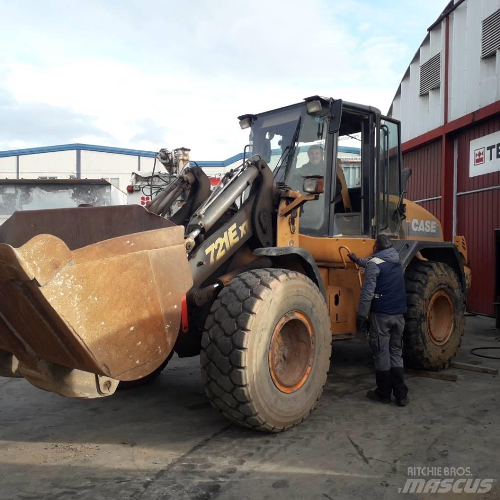 CASE 721 E XT Kolesové nakladače