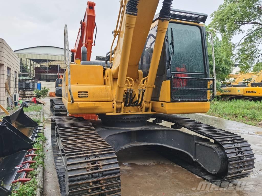 Komatsu PC 220-7 Pásové rýpadlá