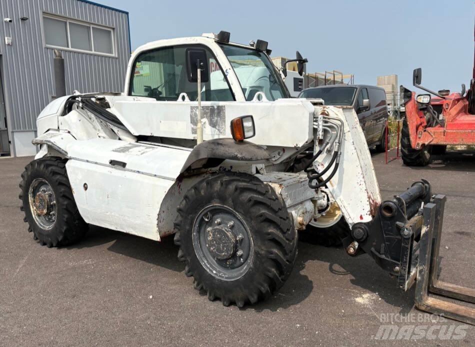 Manitou MT 523 Teleskopické manipulátory