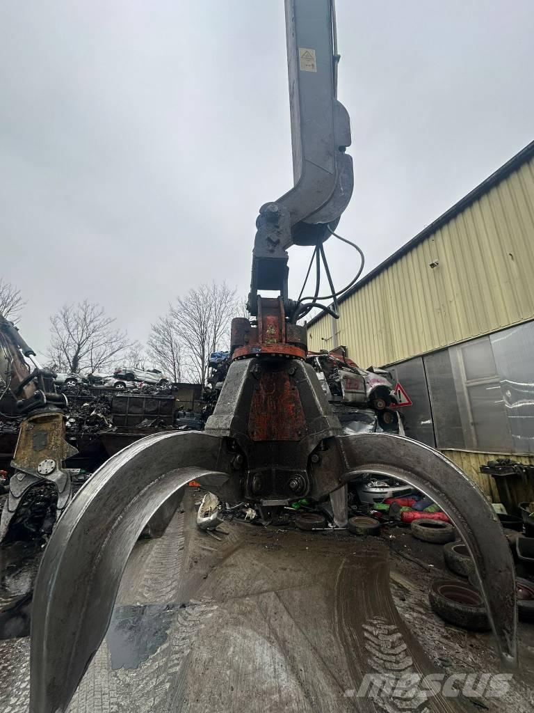 Atlas 520 MH Stroje pre manipuláciu s odpadom