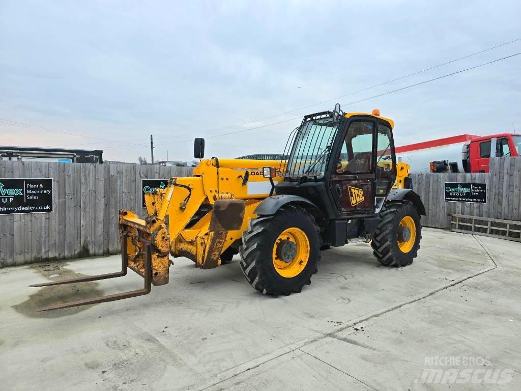 JCB 535-125 Teleskopické manipulátory