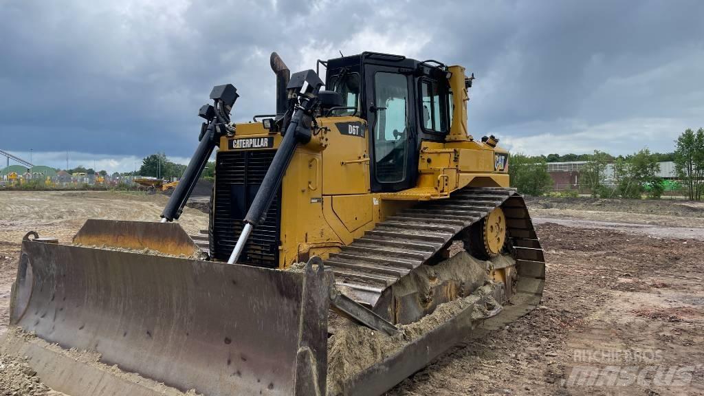 CAT D 6 D LGP Pásové dozéry