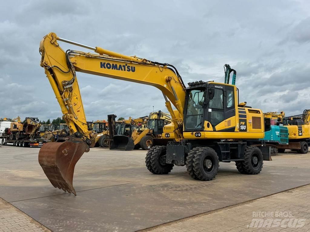 Komatsu PW180-11 Kolesové rýpadlá
