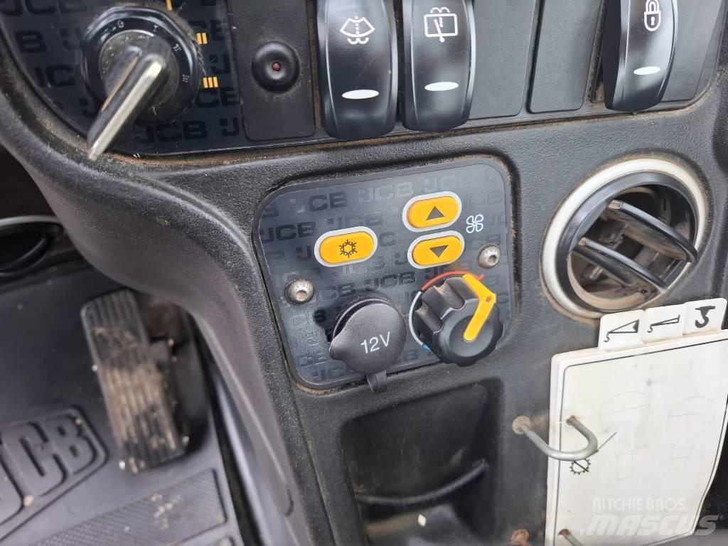 JCB 535-125 Teleskopické manipulátory