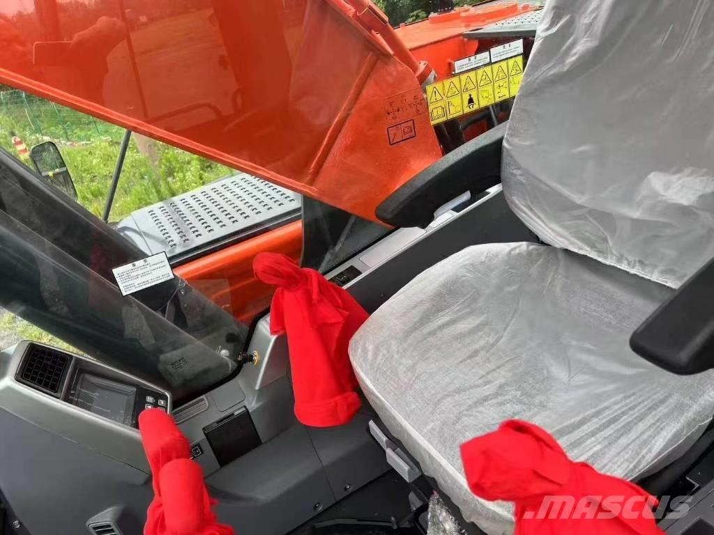 Doosan DX 225LC-9C Pásové rýpadlá