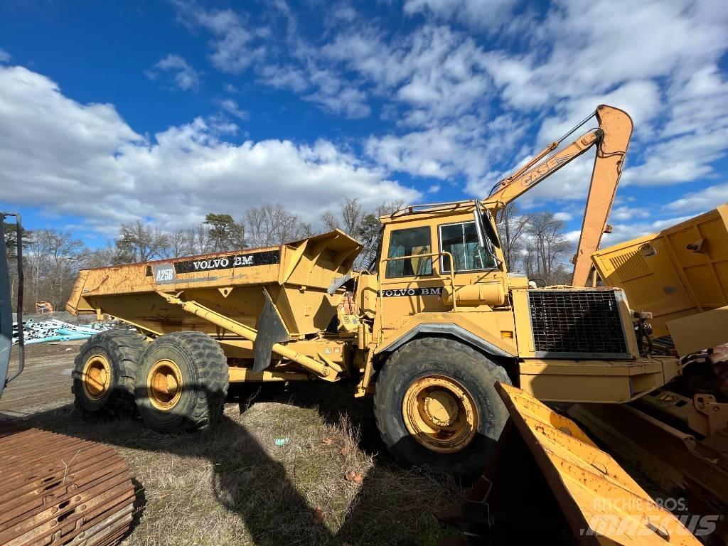 Volvo A 25 B Terénne vysokozdvižné vozíky