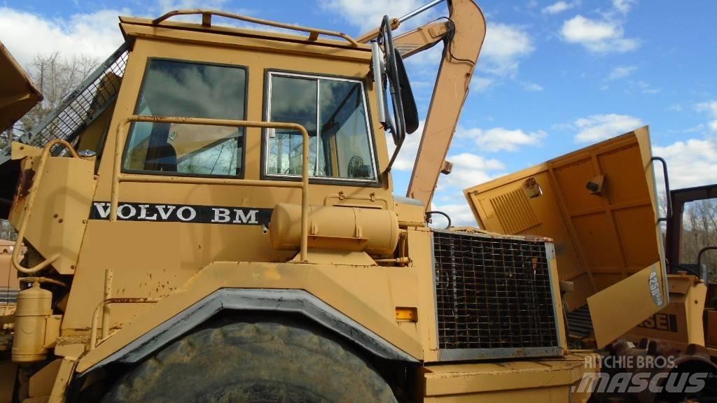 Volvo A 25 B Terénne vysokozdvižné vozíky